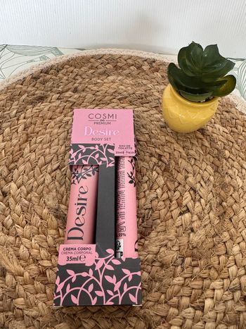 Cosmi Premium  Desire body set 1 eau de toilette 35mL  une crème pour le corps 35mL