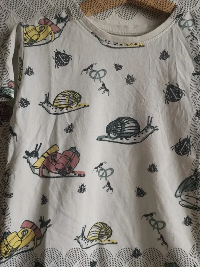 T shirt Primark 5/6 ans - photo numéro 3