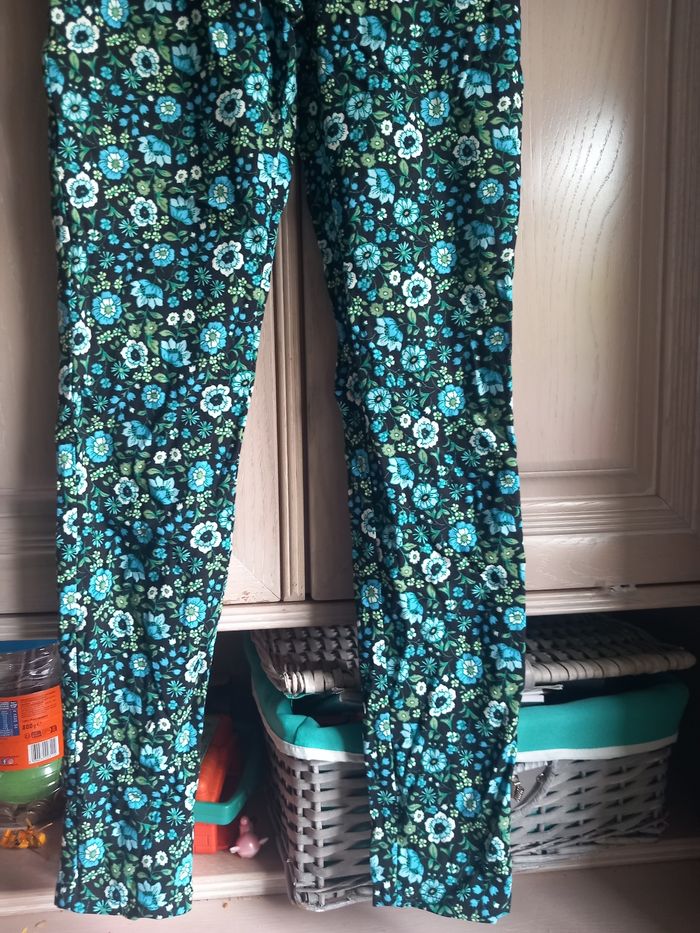 Pantalon à fleurs taille 36 Primark - photo numéro 2