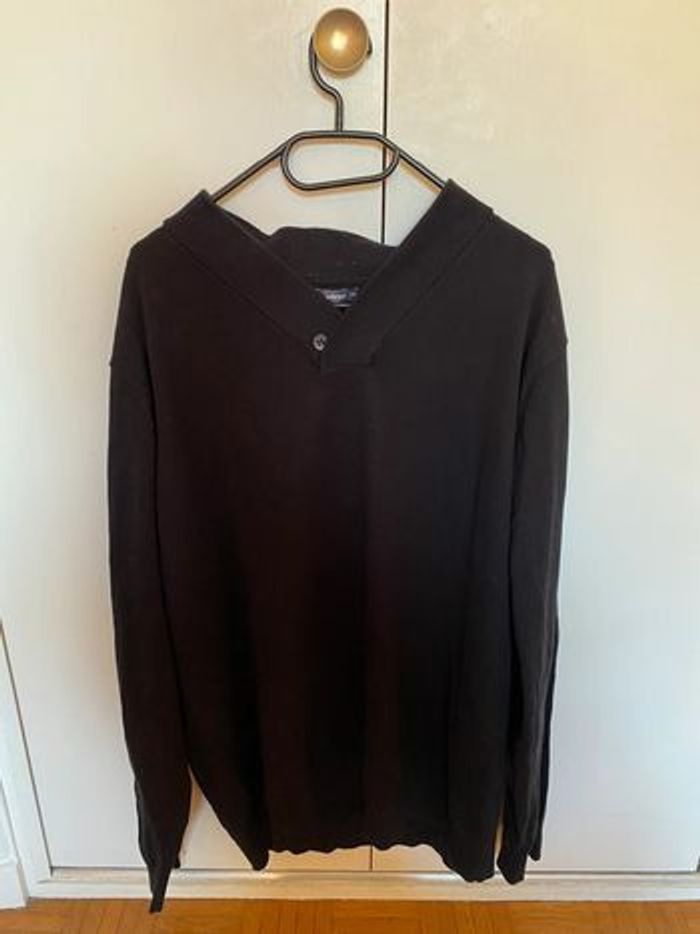 Pull noir - photo numéro 3