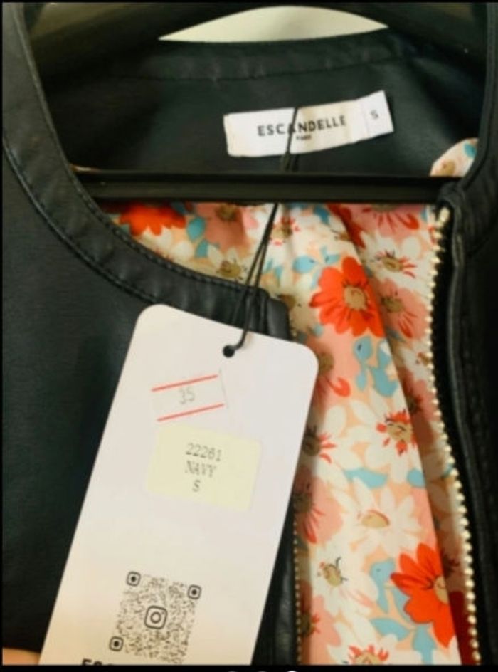Veste simili cuir noire taille S - photo numéro 3