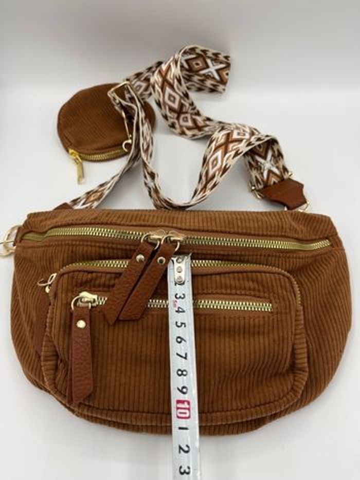 Sac banane bandoulière velours - photo numéro 3