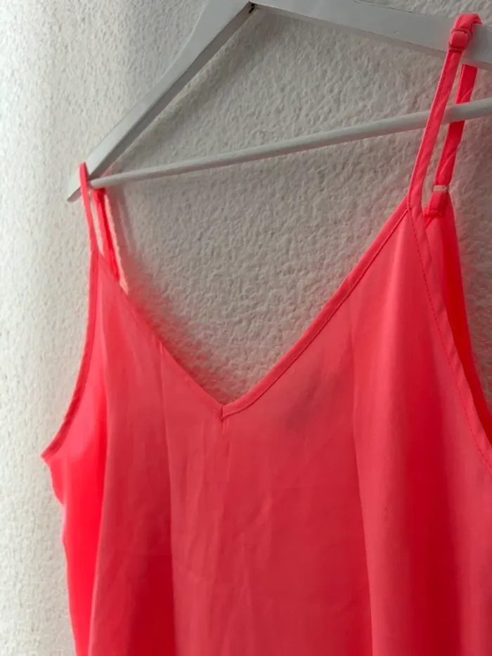 Top rose fluo à fines brides - photo numéro 2