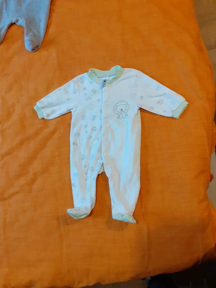 Grenouillère pyjama lion