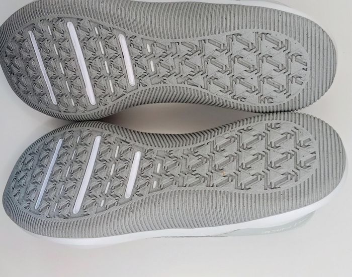 Nike mc trainer 2 neuves taille 36.5 - photo numéro 6