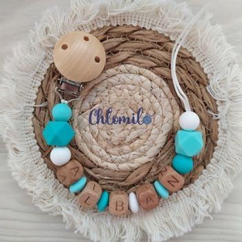 Attache tétine personnalisée