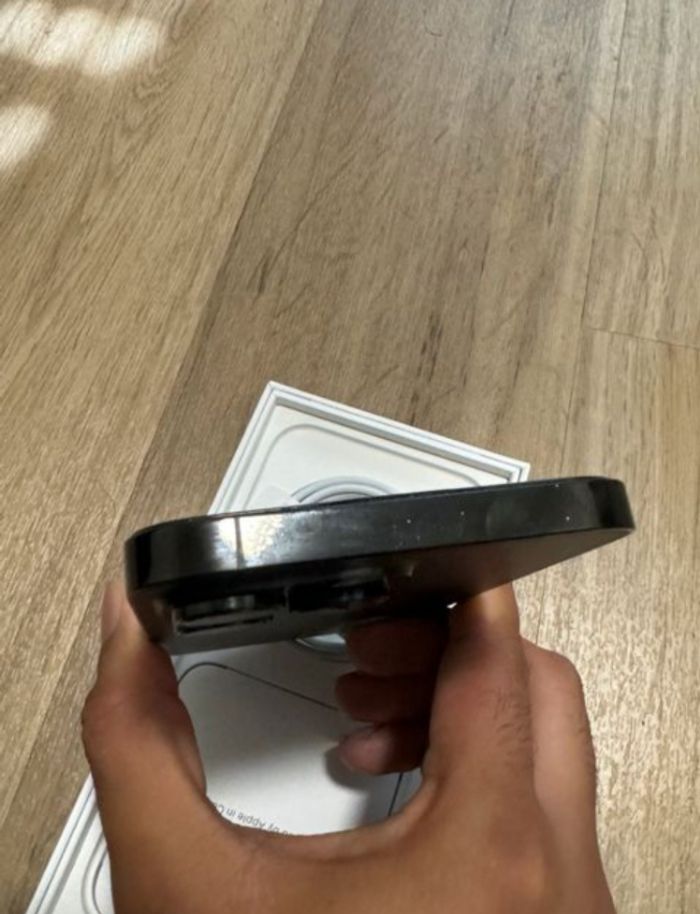 Iphone 14 Pro Max - photo numéro 4