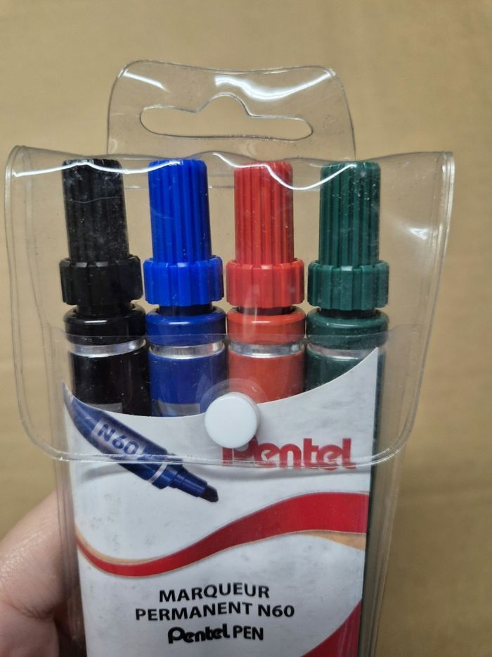 Étui 4 marqueurs Pentel N60 - photo numéro 2