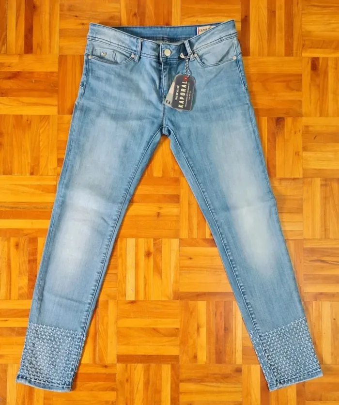 Jeans femme push-up taille basse Kaporal T31