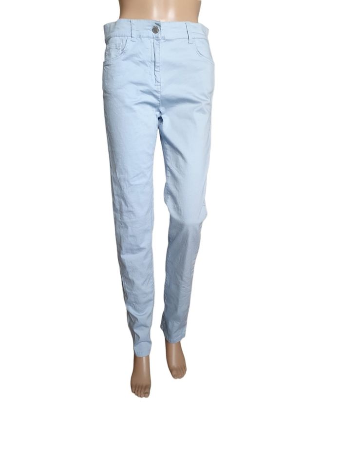 L'Indispensable Pantalon Pastel Caroll – Chic, Stretch & Vitaminé T40
- photo numéro 2