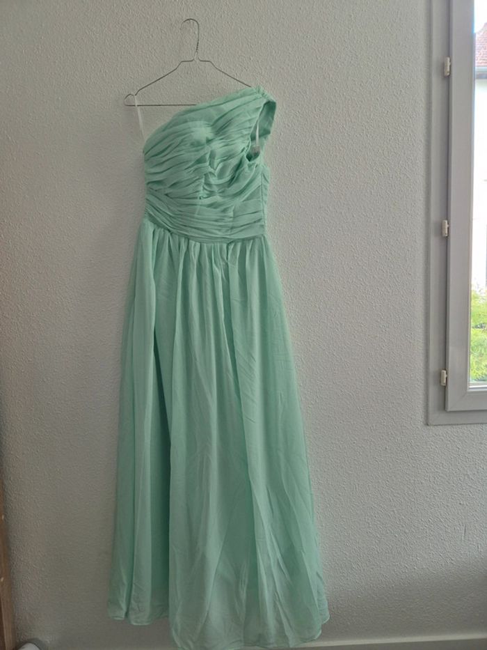 Robe de soirée verte menthe