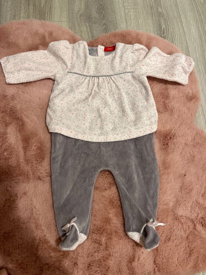 Lot 5 pyjama bébé 6 mois - photo numéro 11
