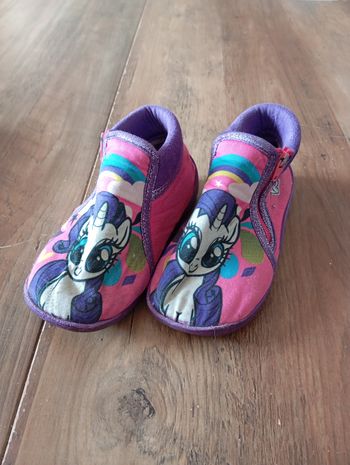 Chaussons taille 27