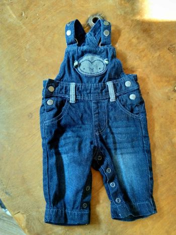 Petite salopette 2-4 mois