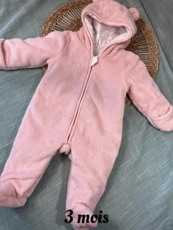 Combinaison taille 3 mois