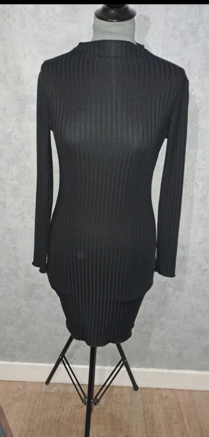 Robe noire taille m - photo numéro 3