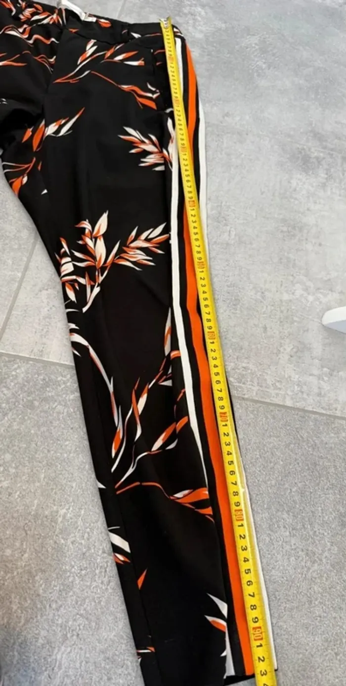 Pantalon été femme In Weart Copenhagen marine et feuilles taille 38 comme neuf - photo numéro 11