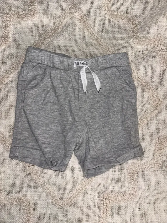 Short 24 mois