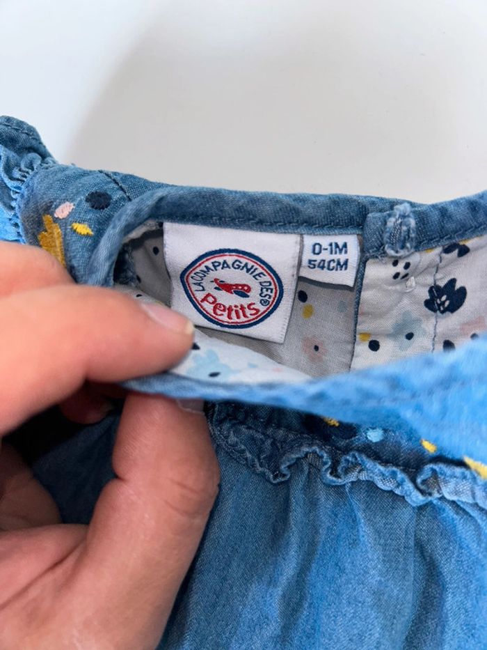 Robe 1 mois - photo numéro 2