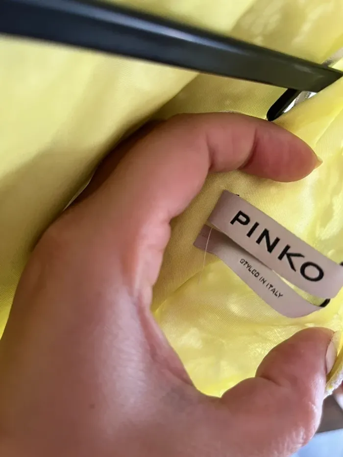 Robe en dentelle blanche et jaune pinko - photo numéro 5