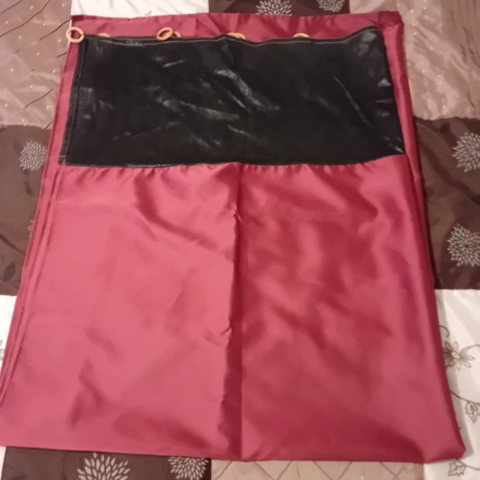 Faby27800 Rideaux x2 - Couleur : noir et bordeaux