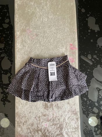 Jupe Tao taille 9 mois neuve