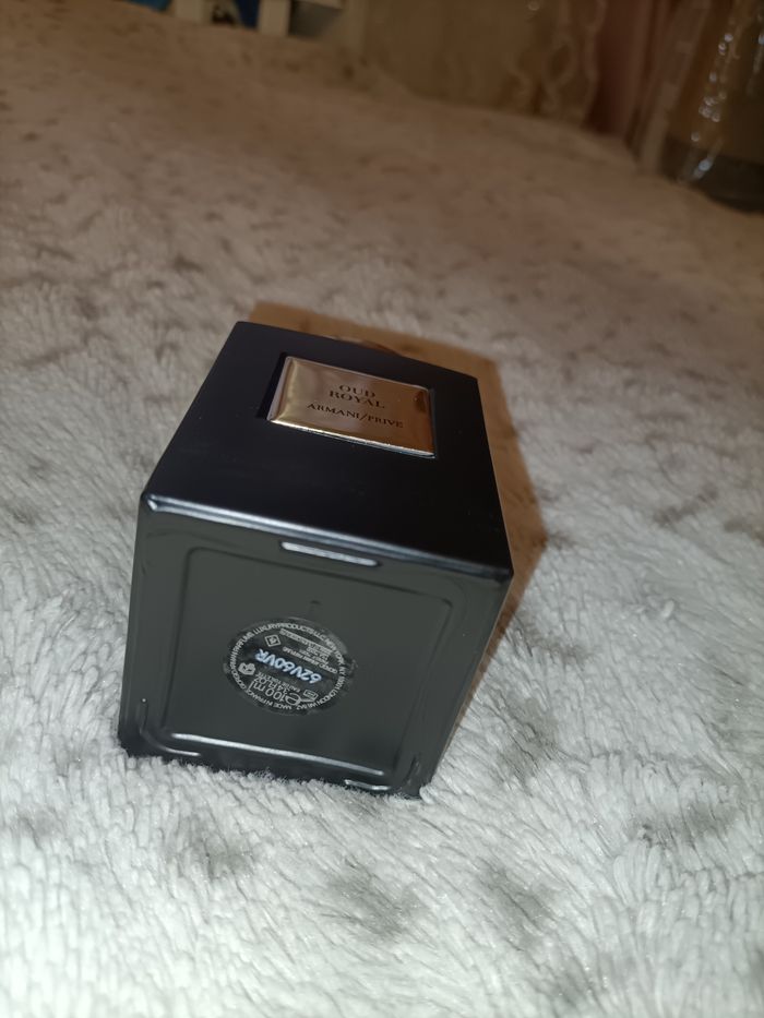 Giorgio Armani oud privé - photo numéro 3