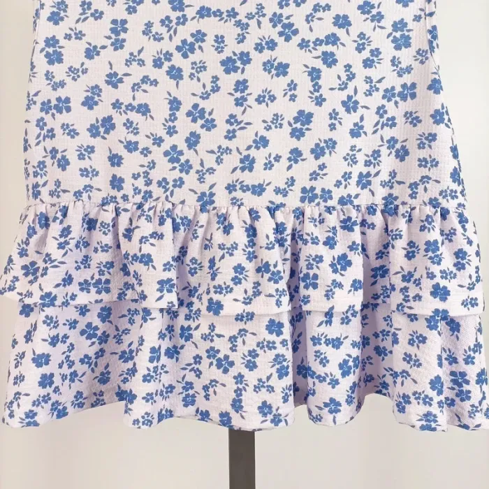 Top sans manches fleuri bleu et blanc à basque CMT Atelier taille M léger été A525 - photo numéro 10