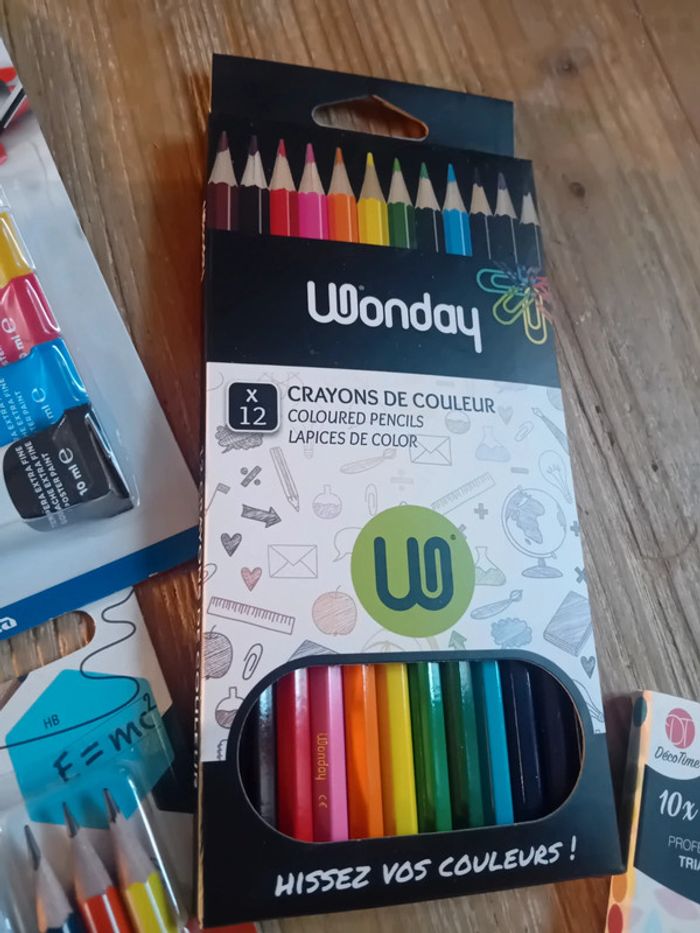 Fournitures scolaires - photo numéro 4