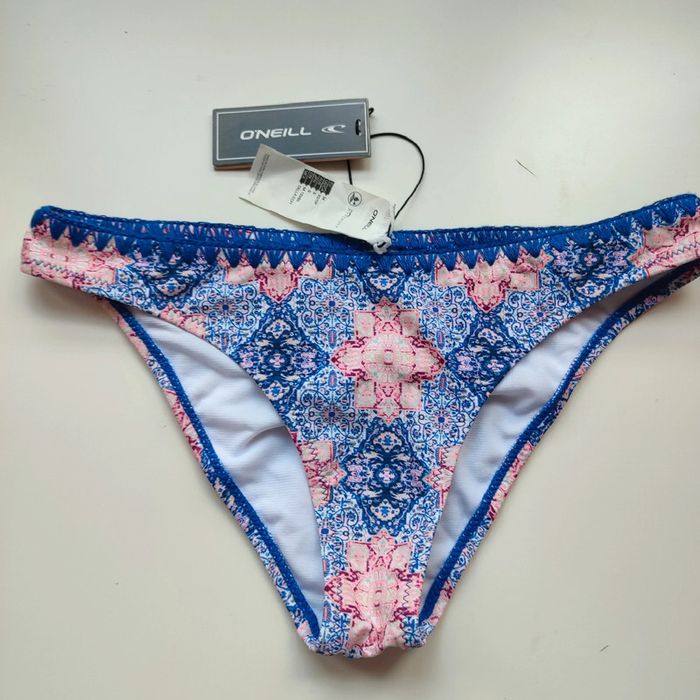 Bas de maillot de bain avec broderie pour femme de taille 34-36, O'Neill