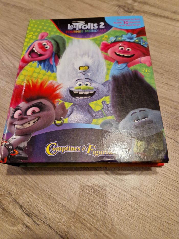 Livre+figuerine trolls 2