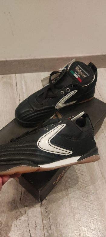 Chaussures futsal ValSport noires 39,5