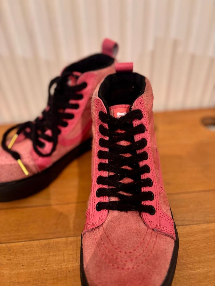 🔥 Vans Sk8-Hi montantes rose & noir – Pointure 37 (UK 4.5 / US 5.5) - photo numéro 2