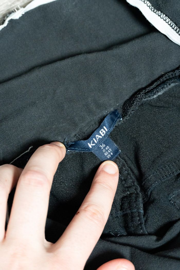 Jean de grossesse marine Kiabi - Taille 36 - Très bon état - photo numéro 6