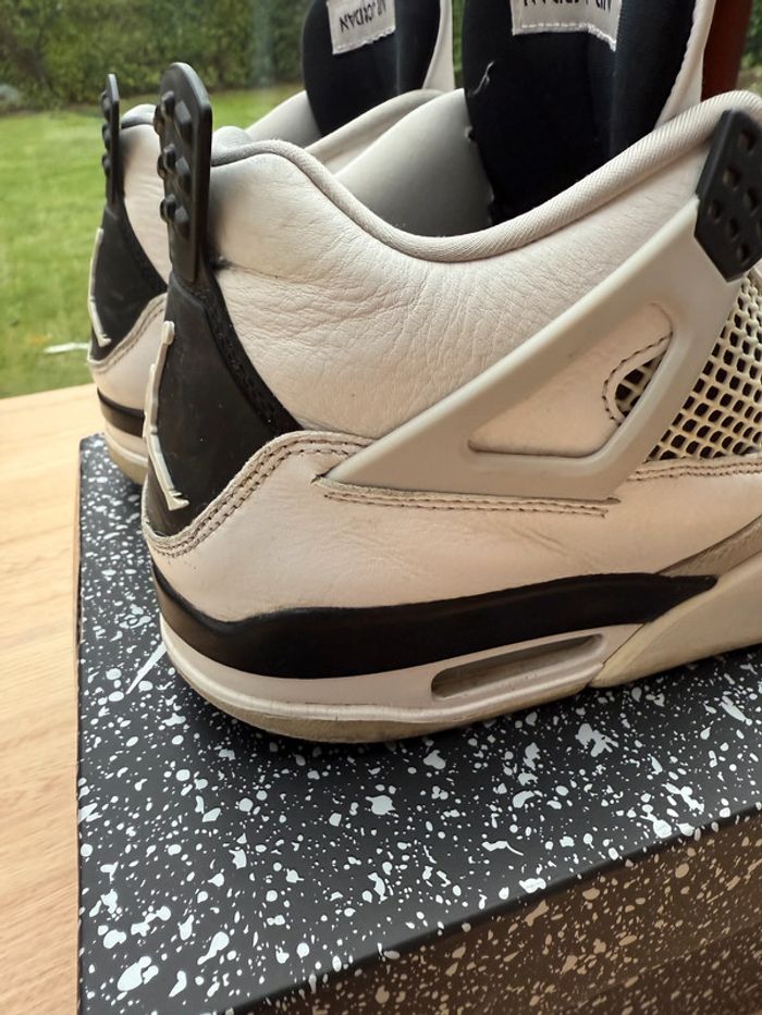 Air Jordan 4 Military Black Noir et Blanche - photo numéro 10