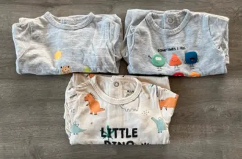 Lot 3 pyjamas 1 mois kiabi