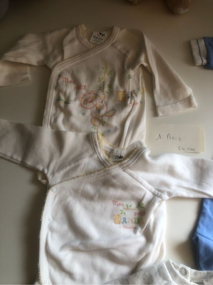 Lot vêtements 1 mois - photo numéro 2