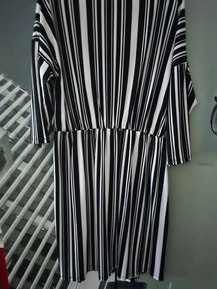 Robe rayée blanche et noire taille xl esmara - photo numéro 2