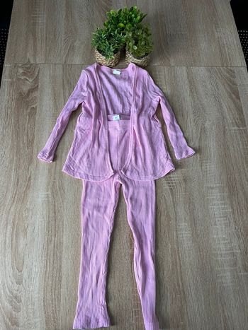 Ensemble ( gilet + legging ) 4 ans