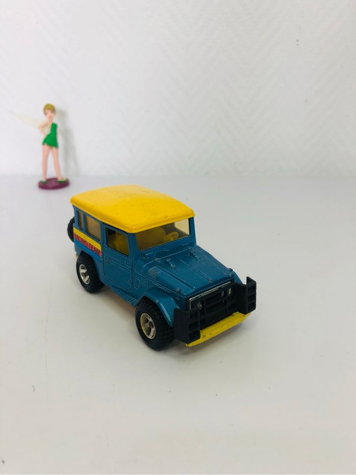 Toyota majorette échelle 1/36