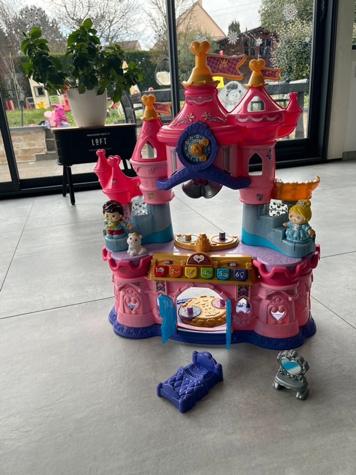 vtech - tut tut copains le château des lumières enchantées - photo numéro 2