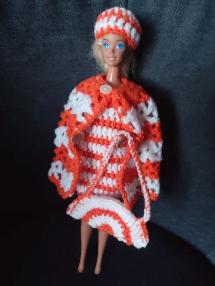 Vêtements pour Barbie 2 €