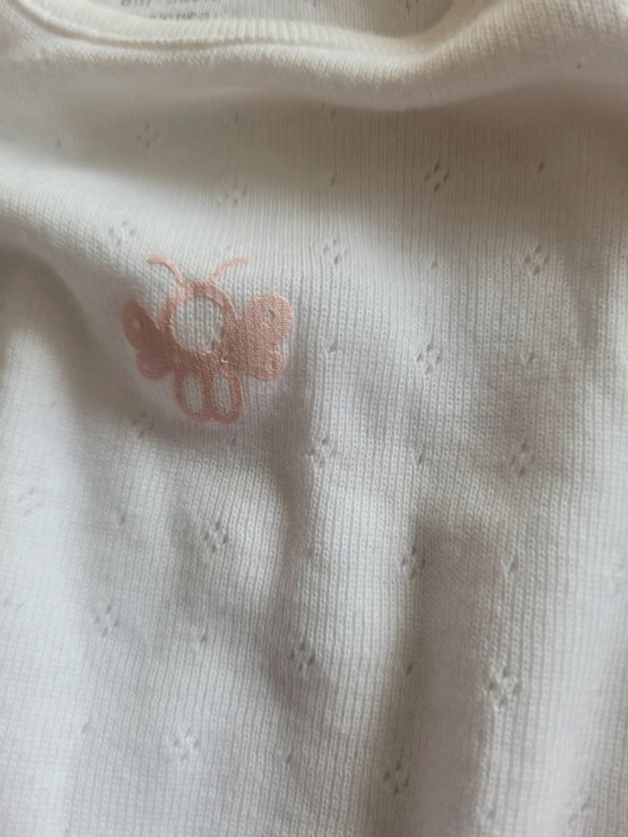 Body usé manches courtes Okaidi taille 6mois - photo numéro 2