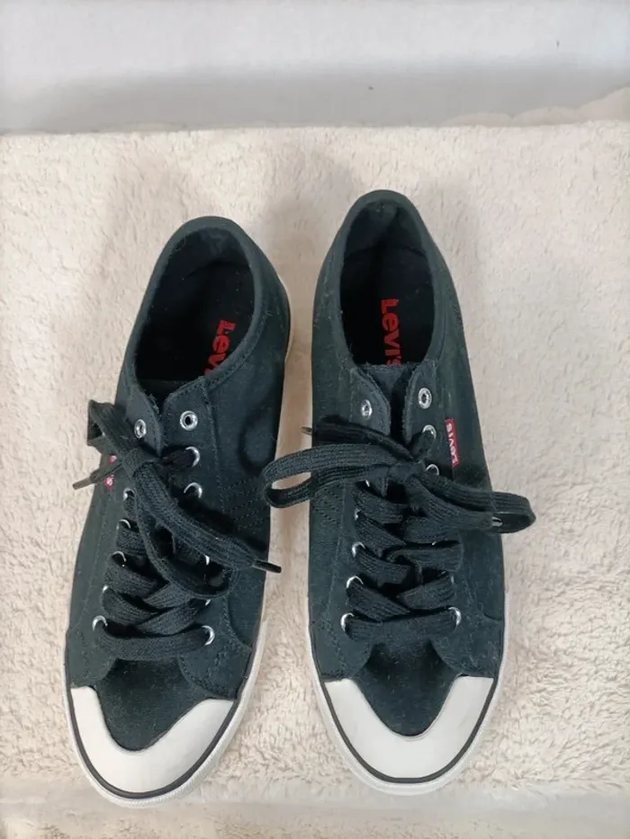 Baskets Levi's grises foncées taille 39 - photo numéro 4