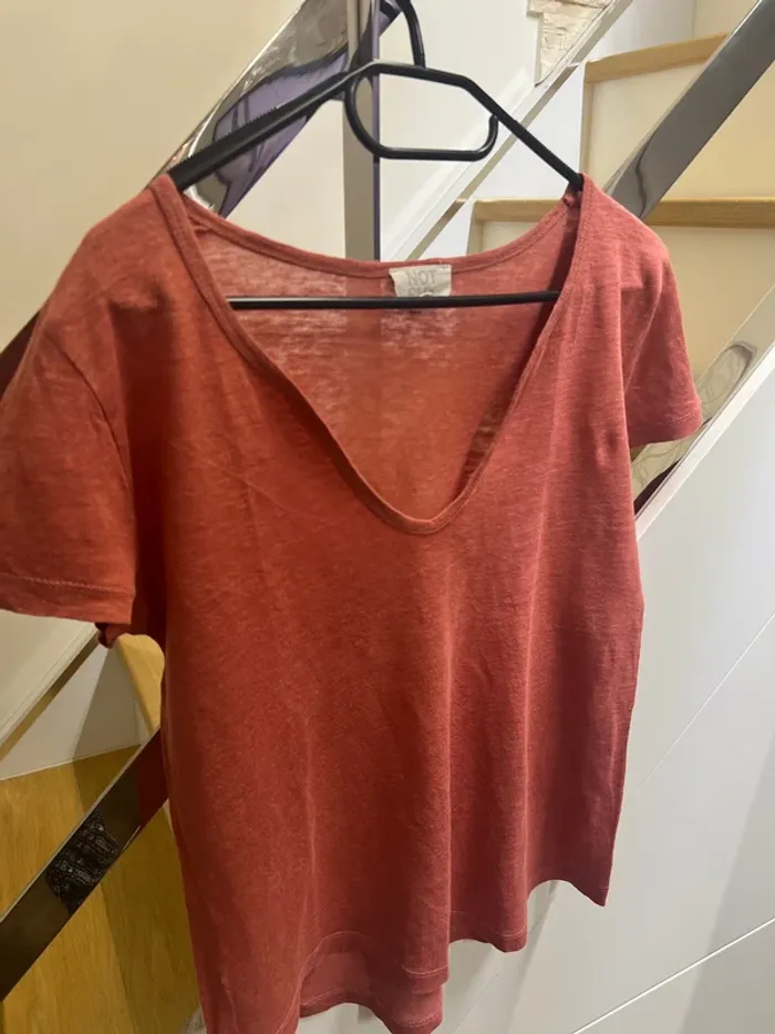 T shirt col V not shy - photo numéro 3