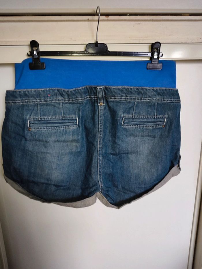 Short grossesse - photo numéro 2