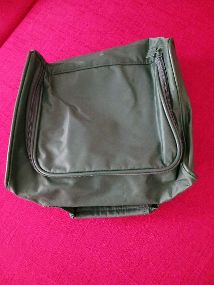 Trousse de toilette - photo numéro 3
