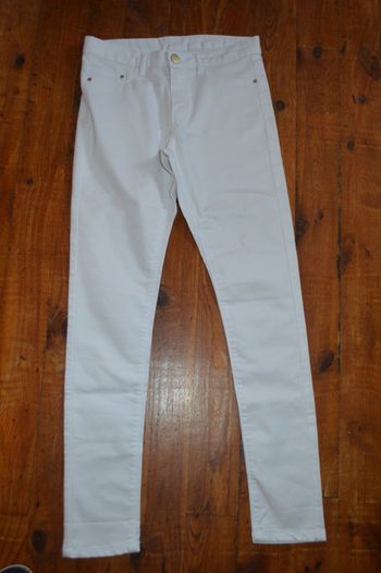 Pantalon blanc  Taille 36/S très bon état