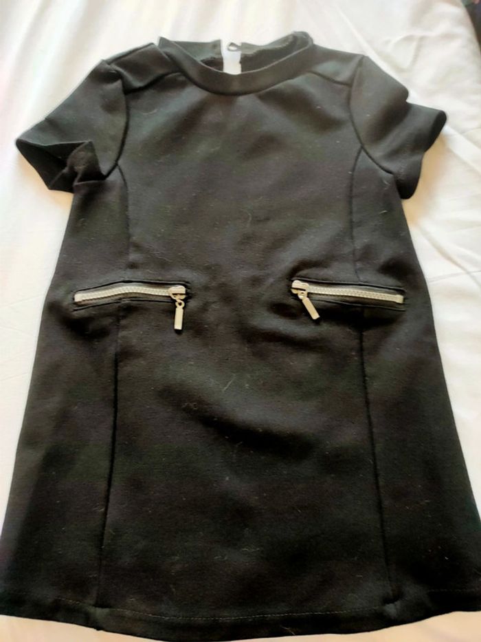 Robe noir 3 ans