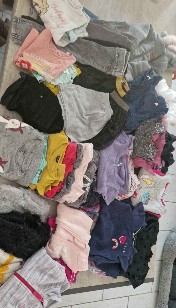 Lots de 45  habits fille 3 ans mi saison et hiver - photo numéro 2
